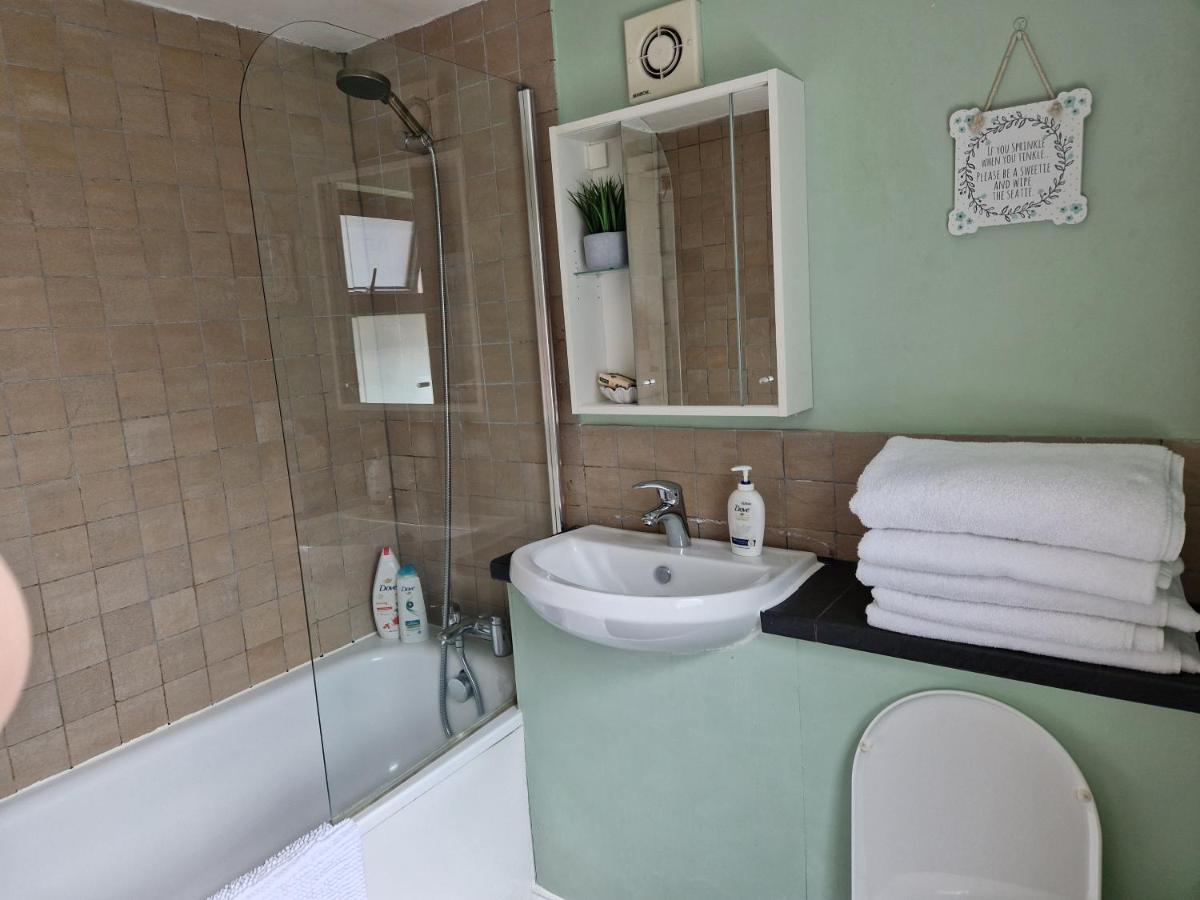Villa Tynant House à Cardiff Extérieur photo